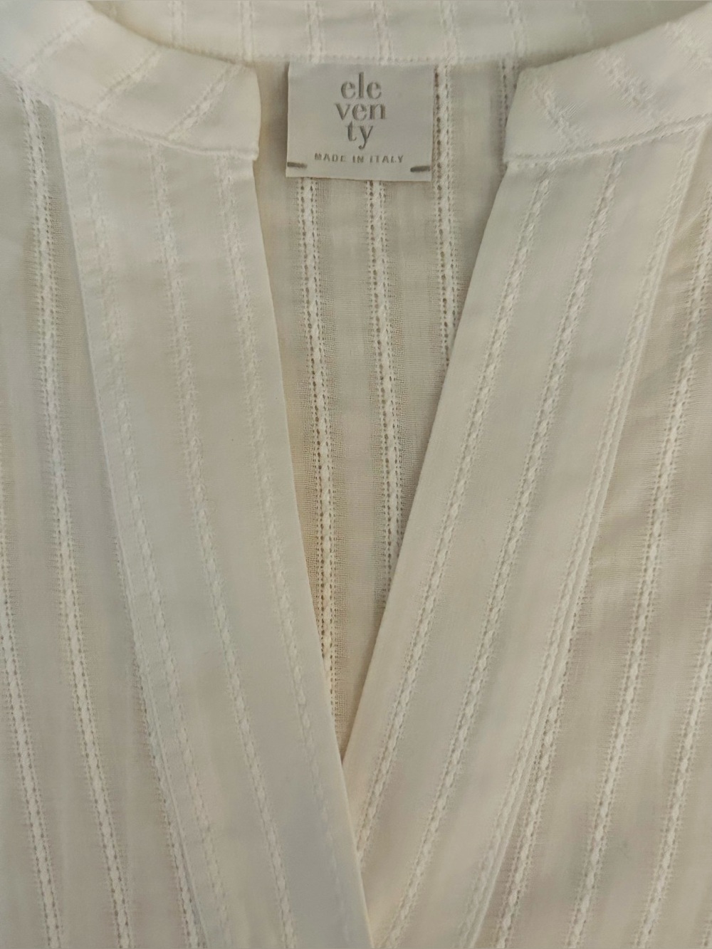 Eleventy Textured Split-Neck Tunic / White / Size 6